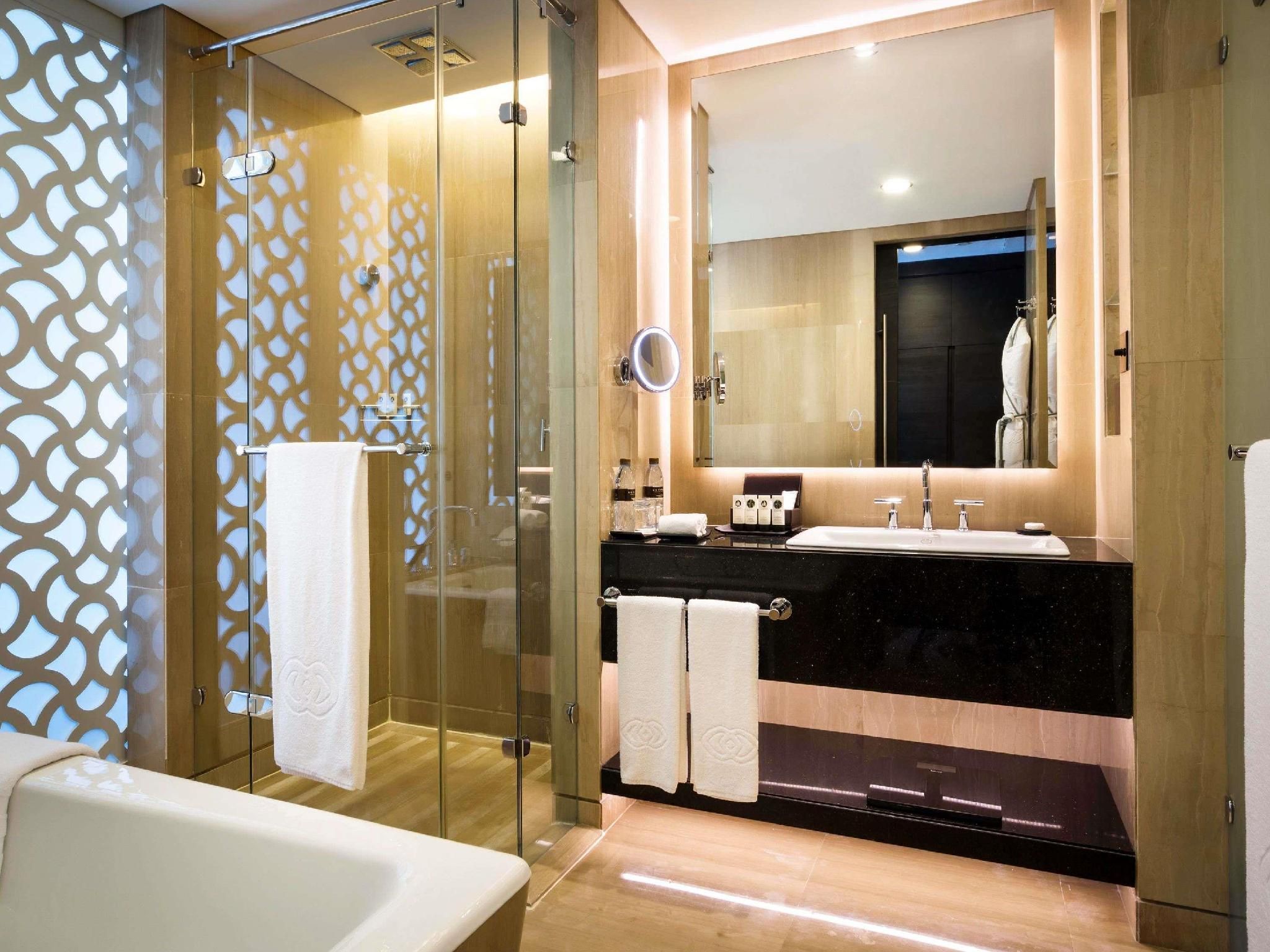 undefined Sofitel Abu Dhabi Corniche 8