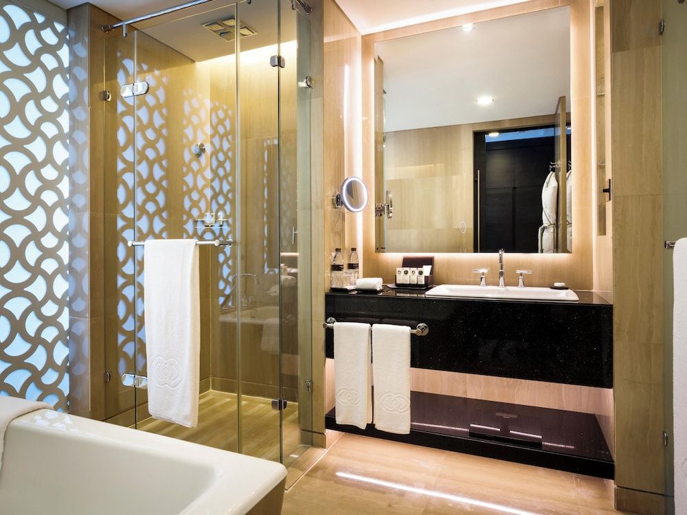 Sofitel Abu Dhabi Corniche Superior Room, 2 Single Beds, City View, Free Beach/Attractions Shuttle 6