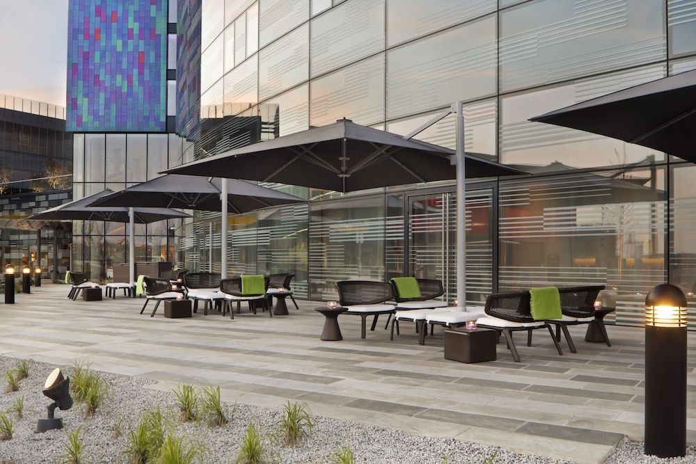 undefined Aloft London Excel 5