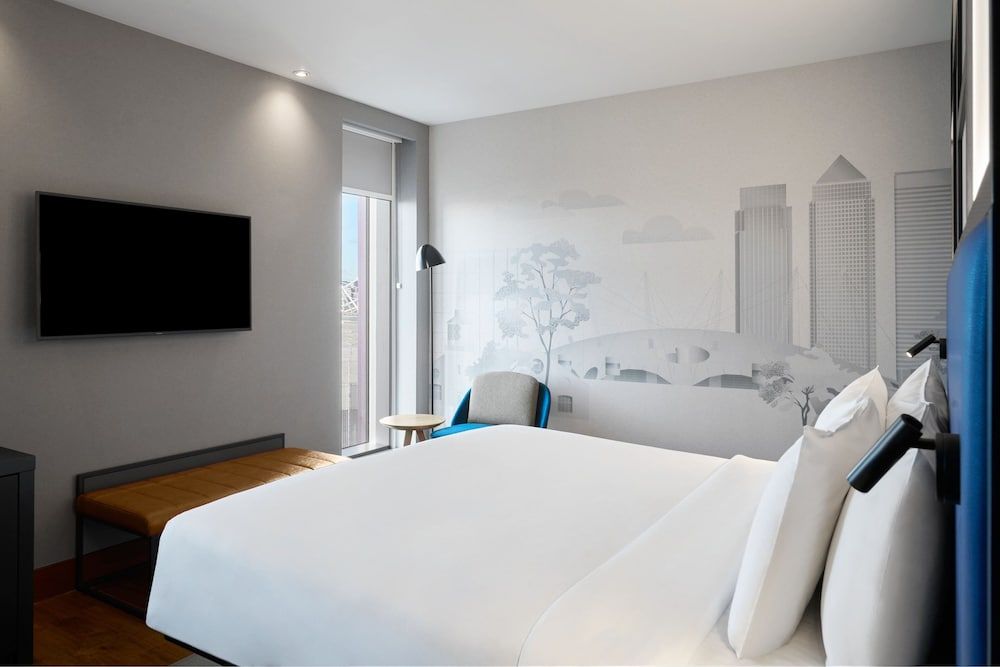undefined Aloft London Excel 2