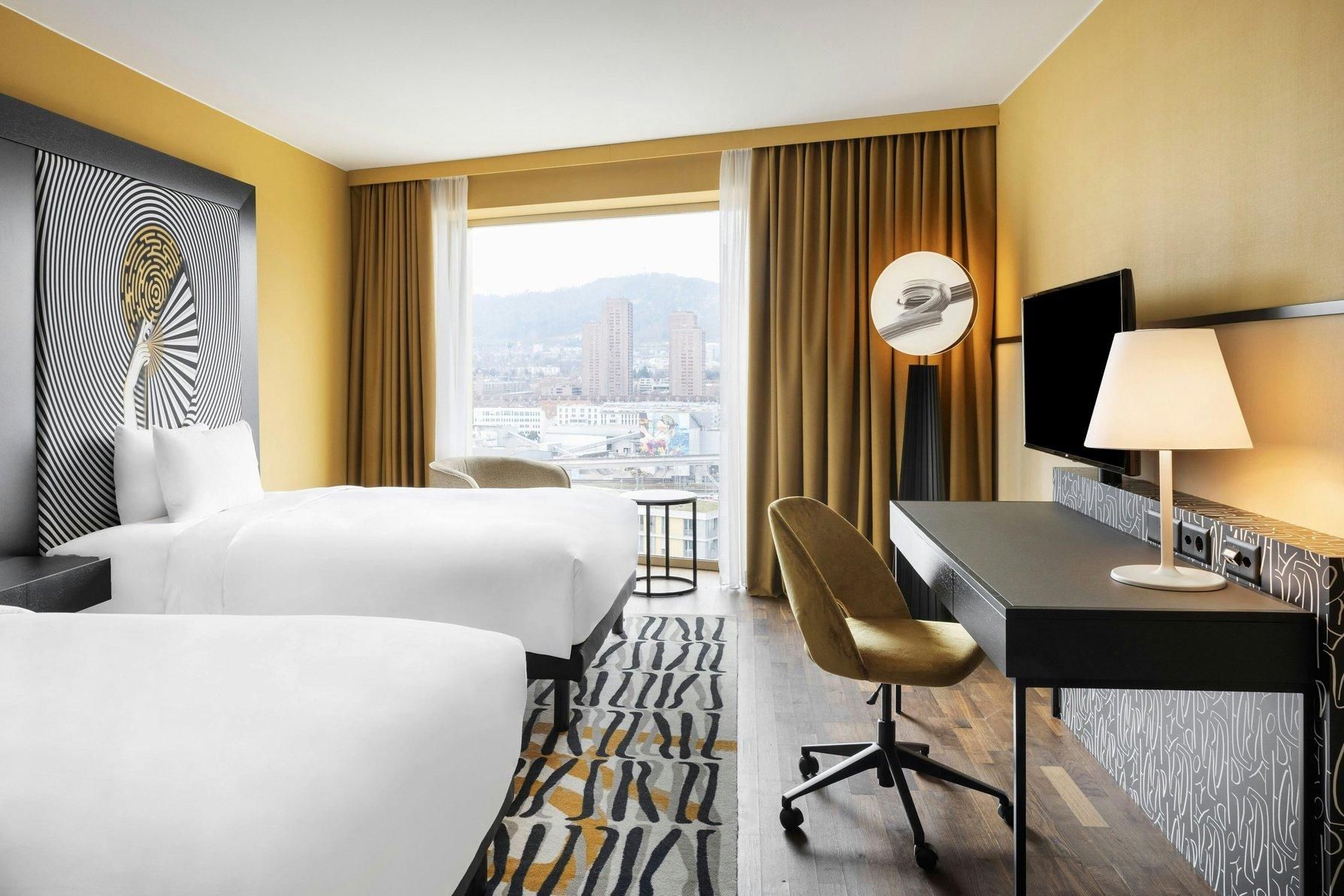 Club Room, Club lounge access, Guest room, 2 Double, Top floor