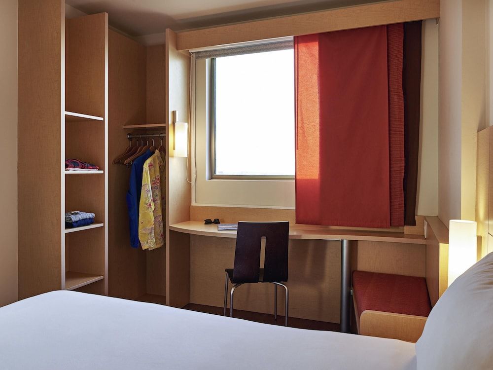 ibis Cancun Centro Double Room, 1 Double Bed 7