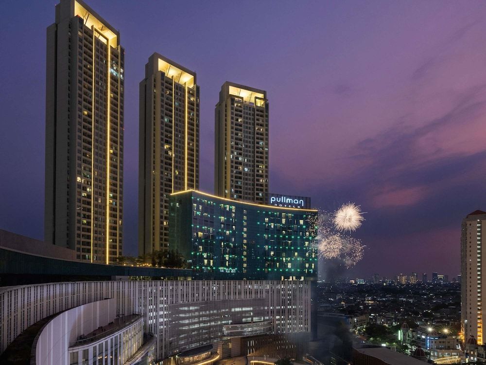 undefined Pullman Jakarta Central Park 4