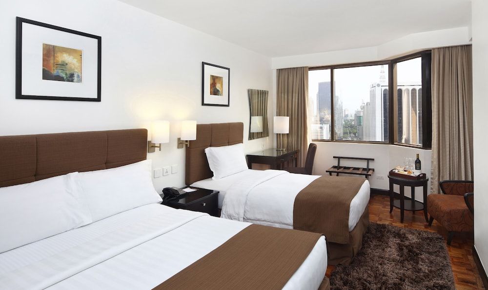 undefined City Garden Hotel Makati