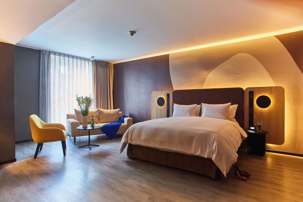undefined Pullman Lima San Isidro 2
