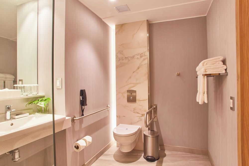 undefined Pullman Lima San Isidro 10