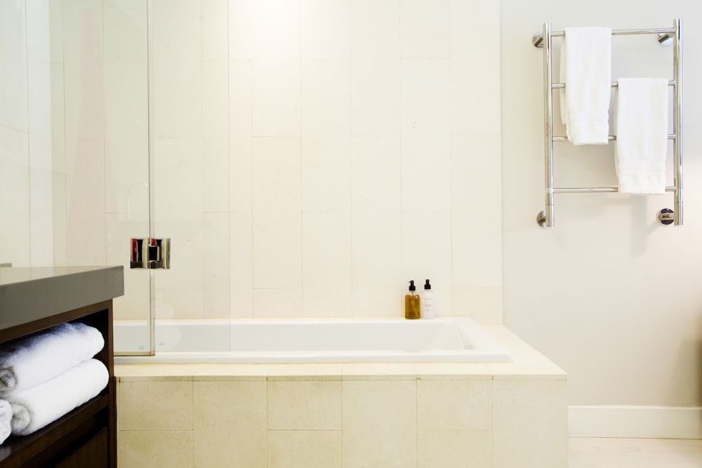 Hippo Boutique Hotel Standard Room 6