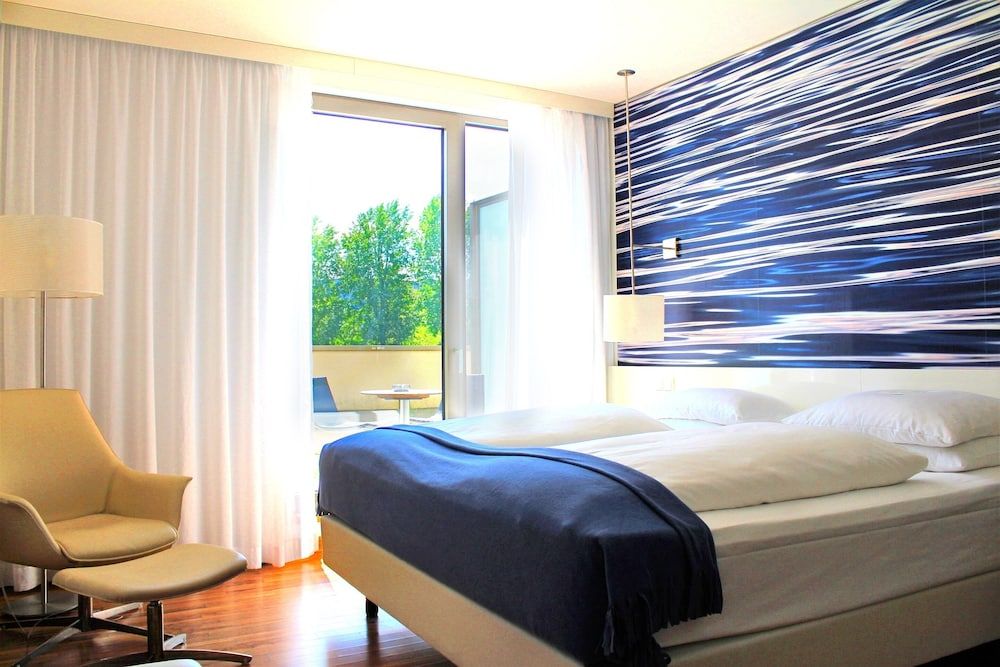 Grand Room, Terrace (Deluxe)