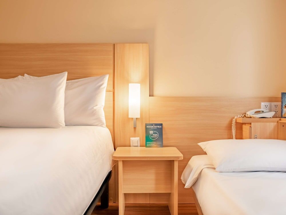 ibis Larco Miraflores Standard Room, Multiple Beds