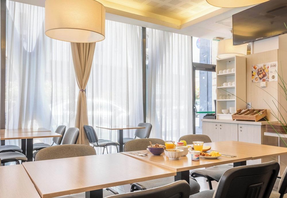 undefined B&B HOTEL Marseille La Timone 7