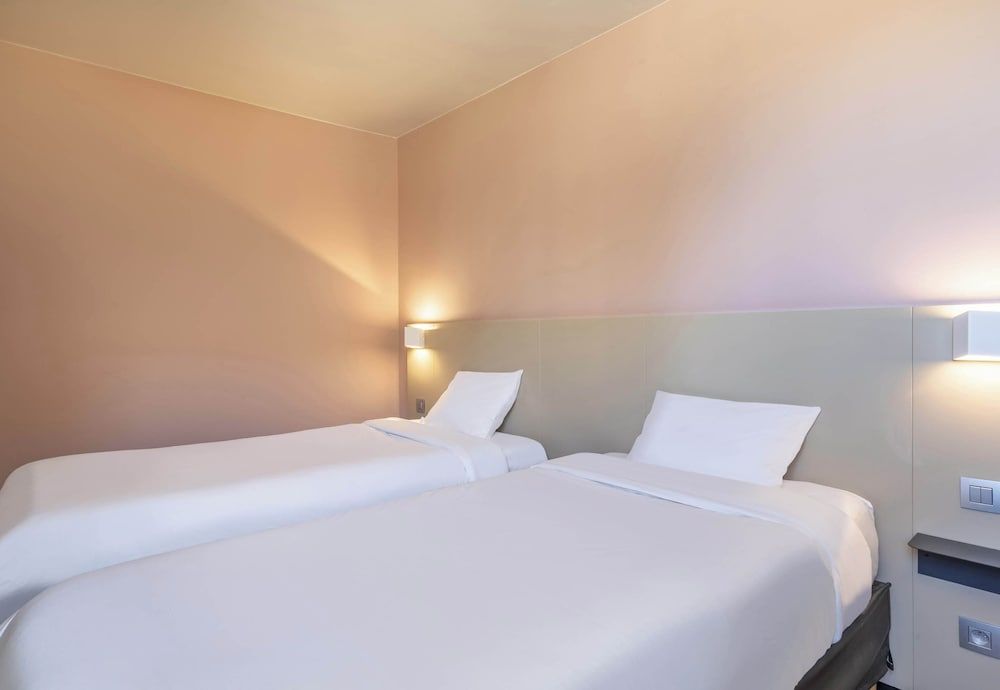 B&B HOTEL Marseille La Timone Twin Room, Non Smoking 6