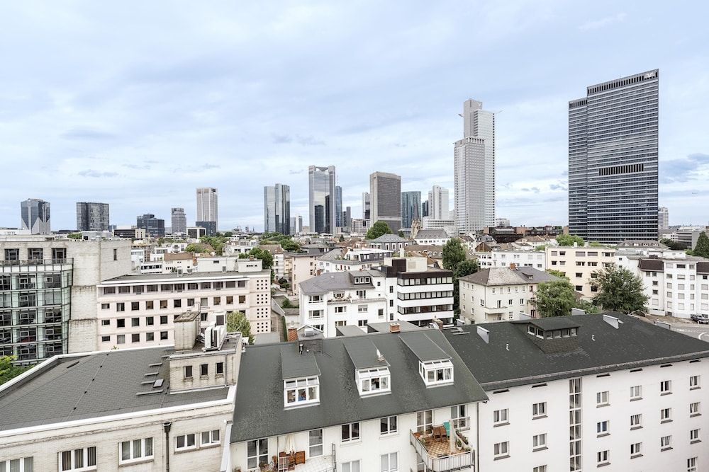 NH Frankfurt Messe Standard Room 7