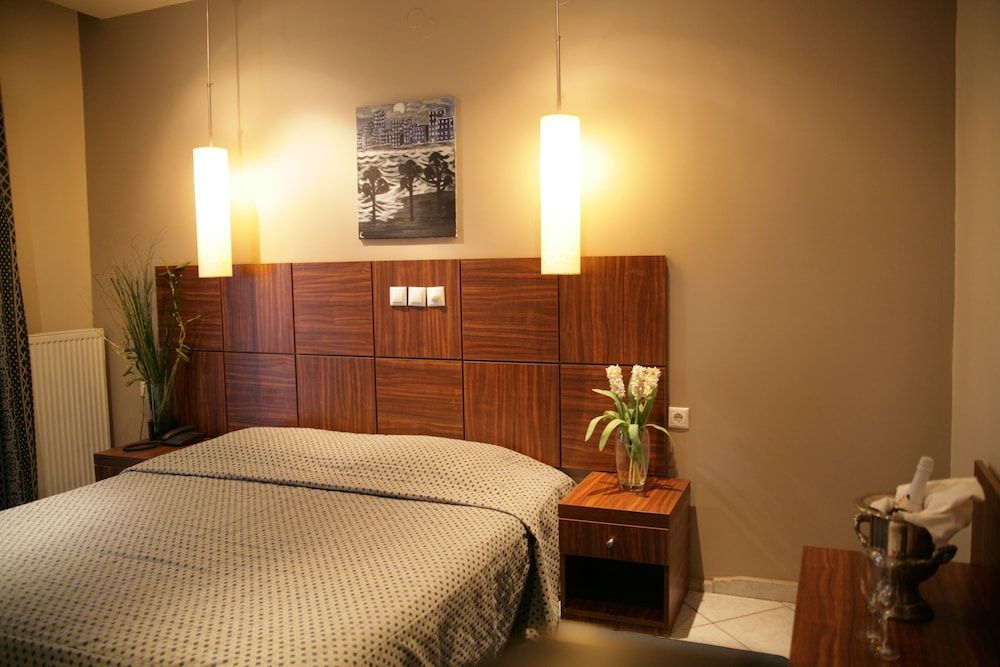 Four Seasons Hotel Standard Single Room