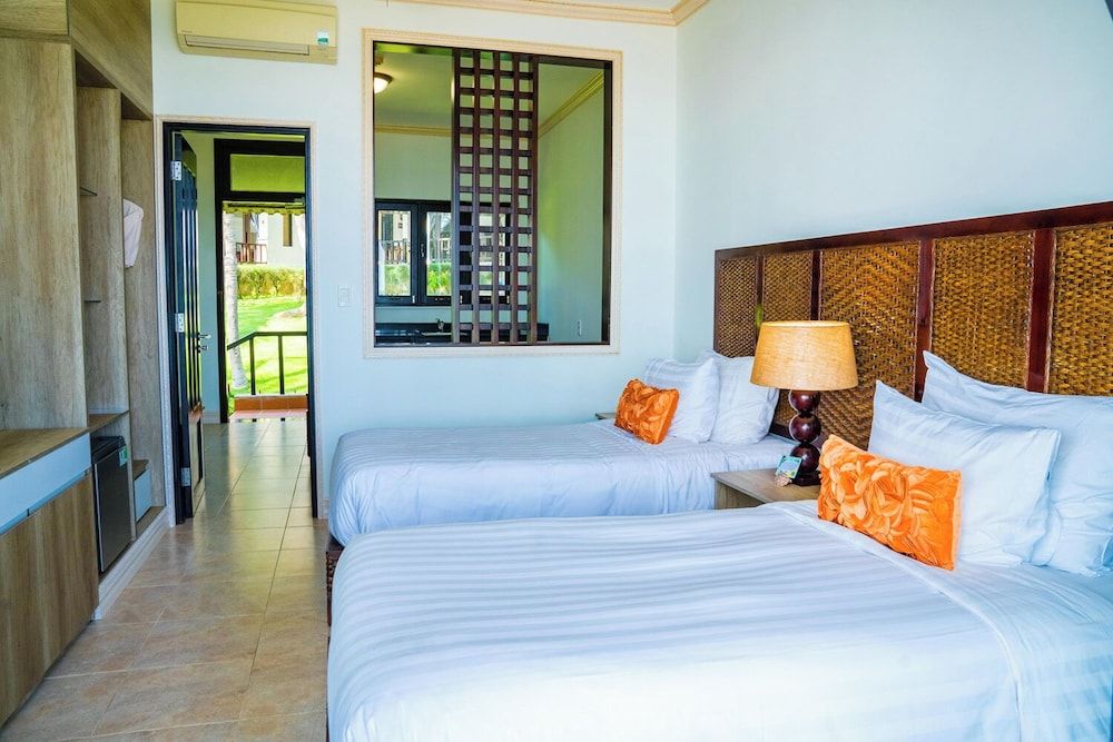 Villa, 2 Bedrooms, Sea View, Beachfront