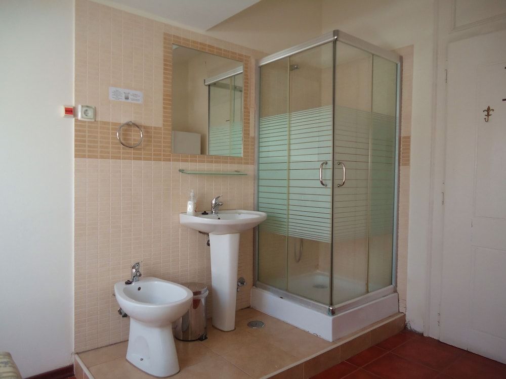 Pouso Dos Anjos Quadruple Room, Shared Bathroom (2 people) 4