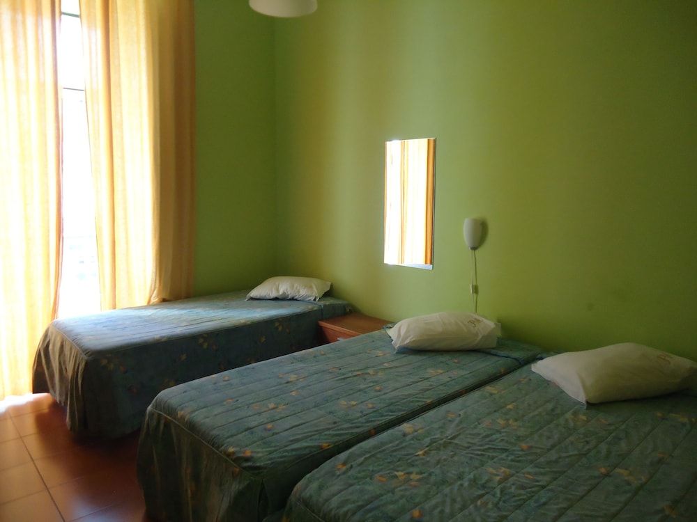 Pouso Dos Anjos Triple Room, Private Bathroom 3