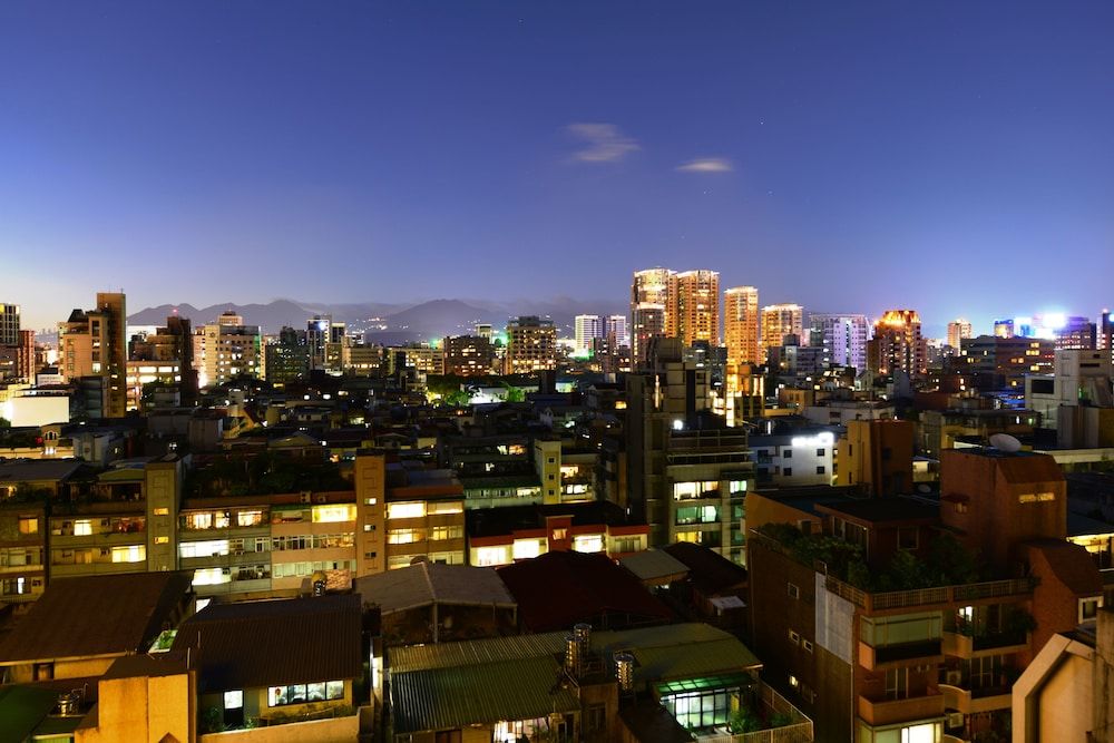 Rido Hotel Standard Double Room 4