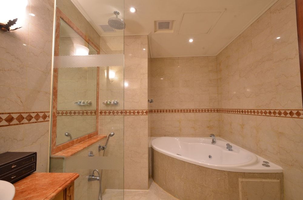 Rido Hotel Standard Double Room 6