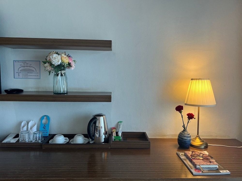 Siam Triangle Hotel Superior Twin Room 9