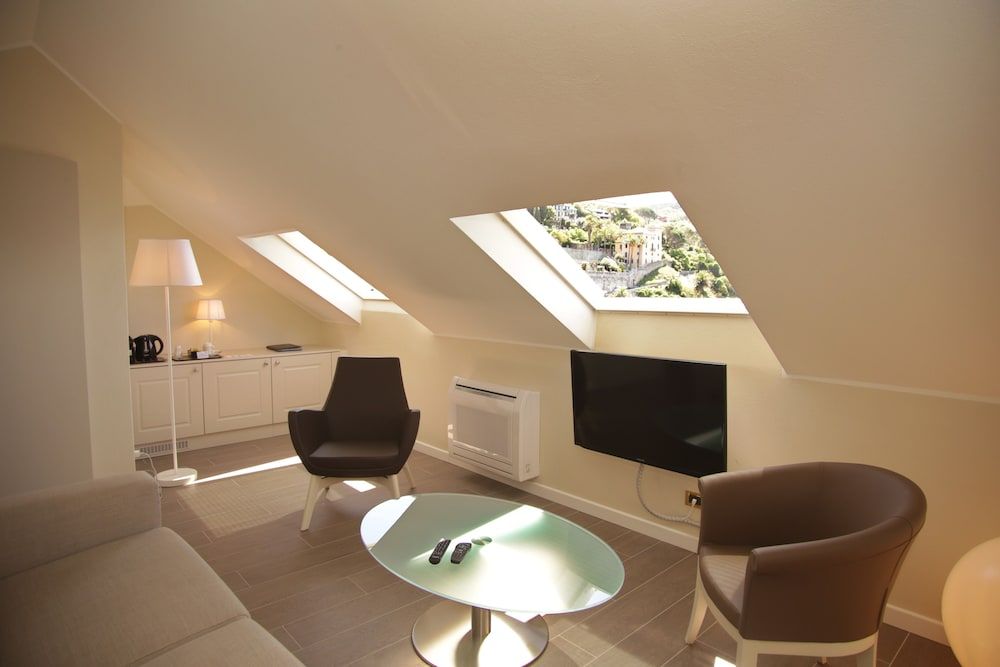 Hotel Miramare & Spa Royal Studio Suite (beach access included) 8