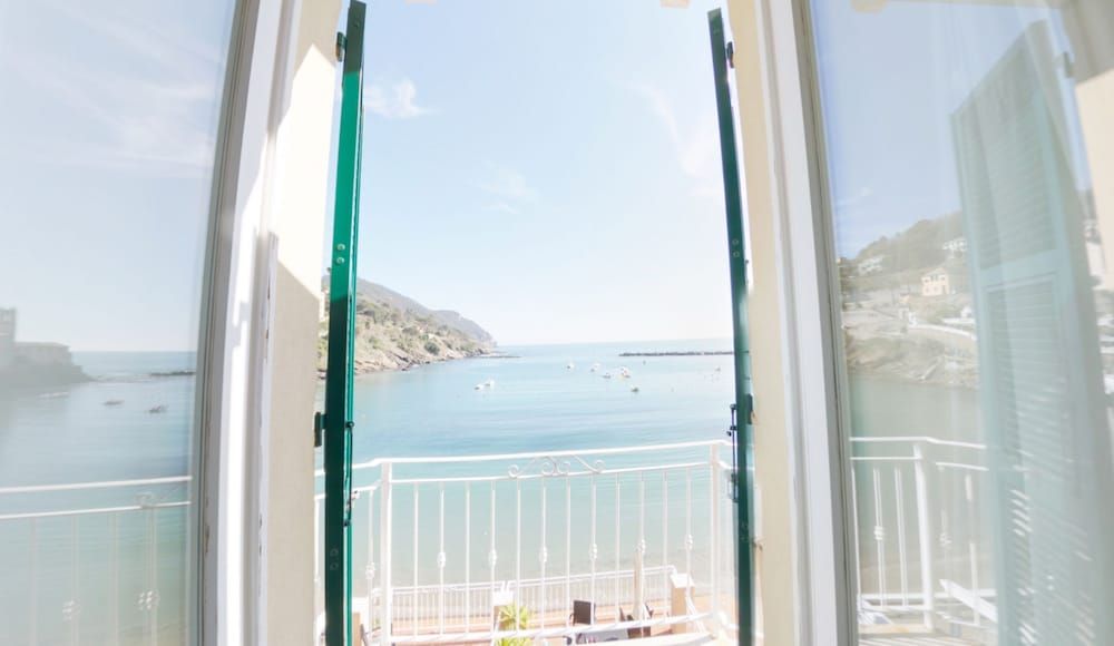 Hotel Miramare & Spa Junior Suite, 1 Bedroom, Sea View (beach access included) 5