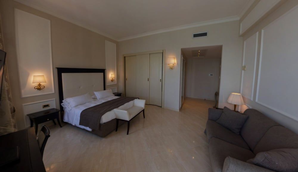 Hotel Miramare & Spa Junior Suite, 1 Bedroom, Sea View (beach access included) 4