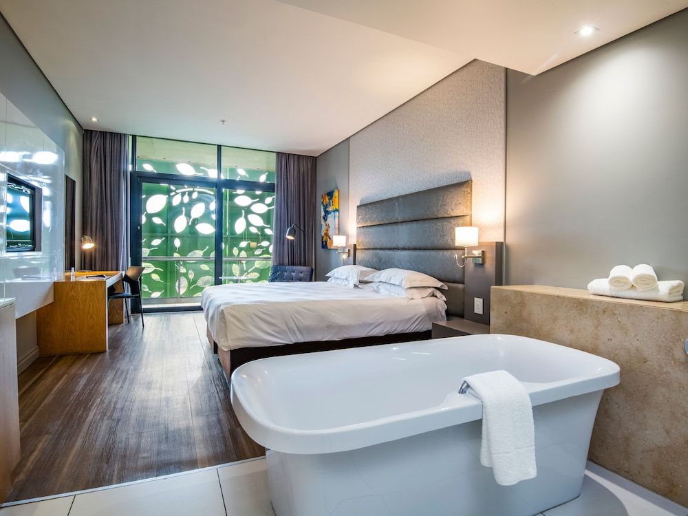 aha Gateway Hotel Superior Room 3