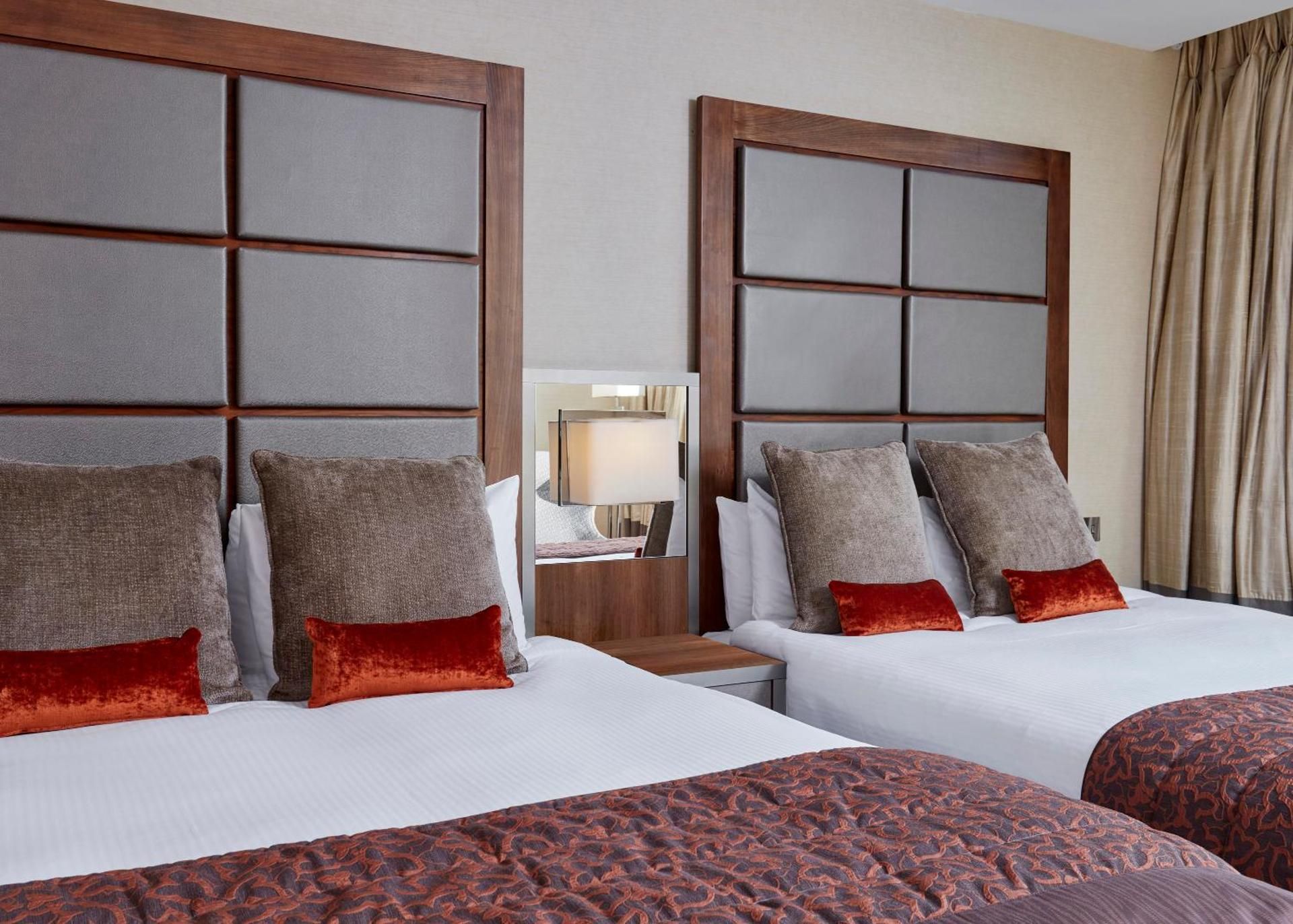 undefined Leonardo Royal London Tower Bridge 7