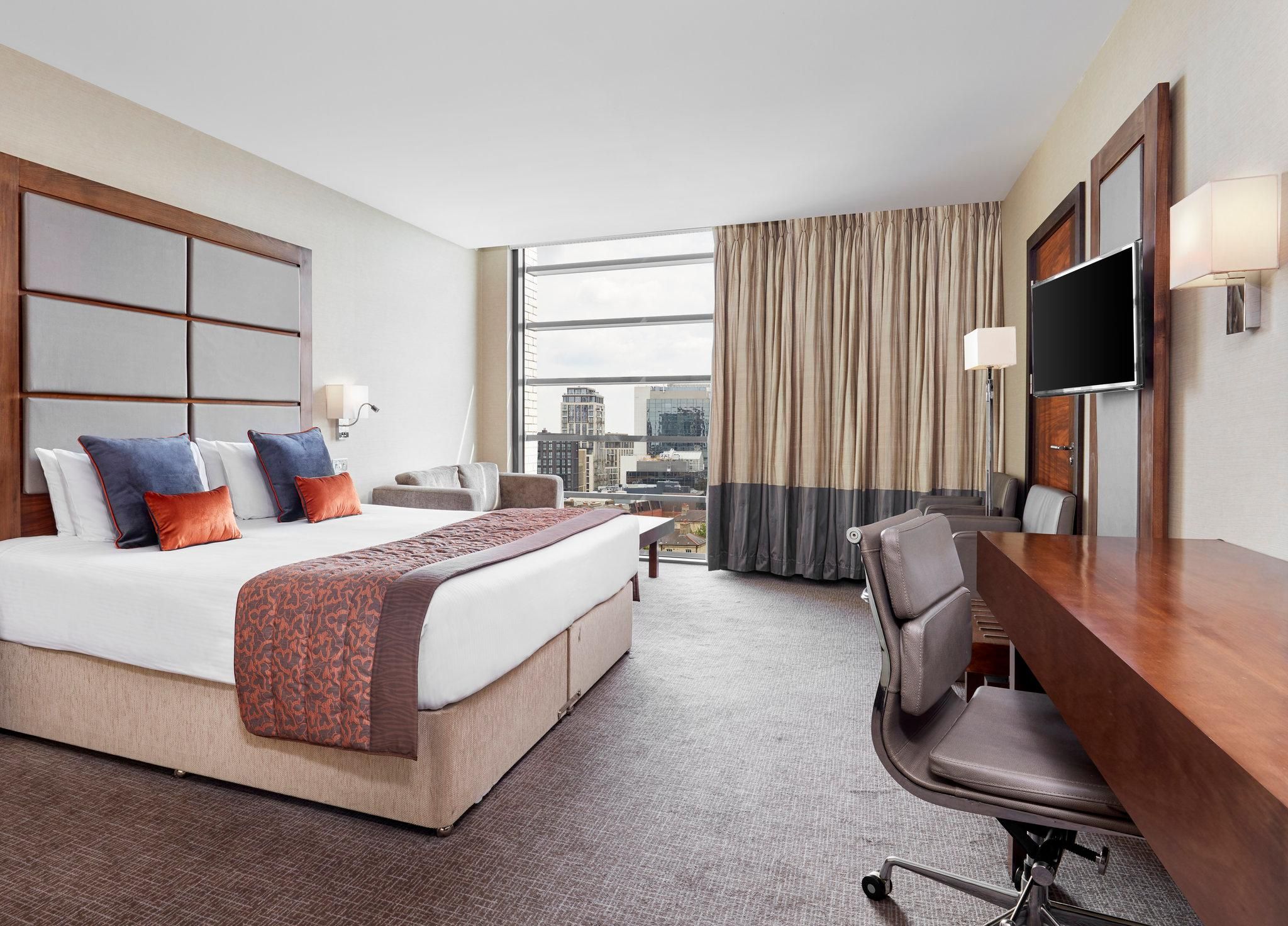 Leonardo Royal London Tower Bridge Superior Room with King Bed