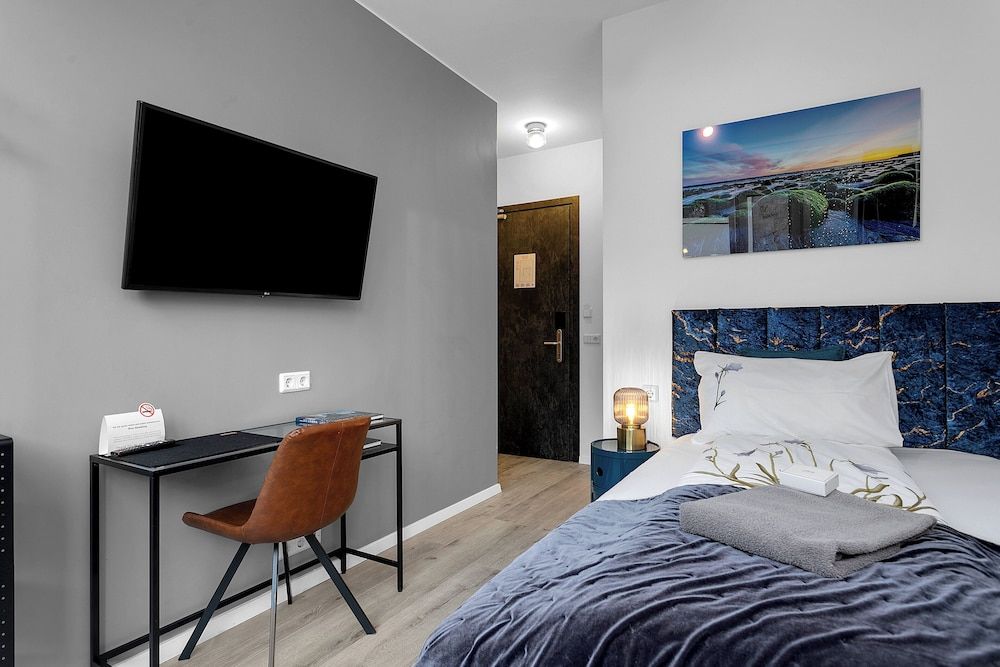 undefined City Center Hotel 6