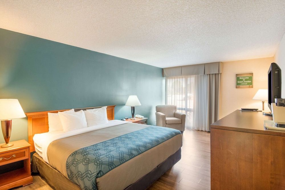 Standard Room, 1 King Bed, Non Smoking