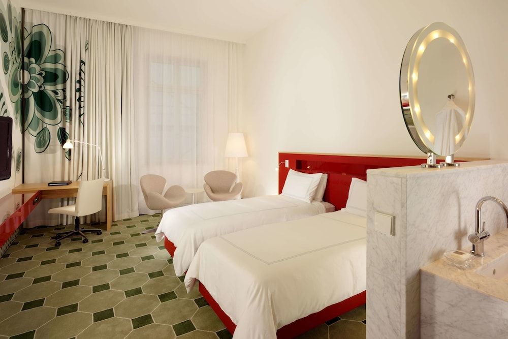 HYPERION Hotel Dresden Am Schloss Comfort Room 4