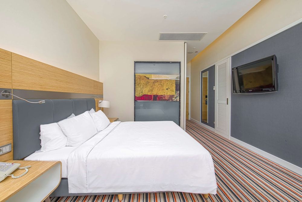 Radisson Blu Hotel Batumi Standard Room 2