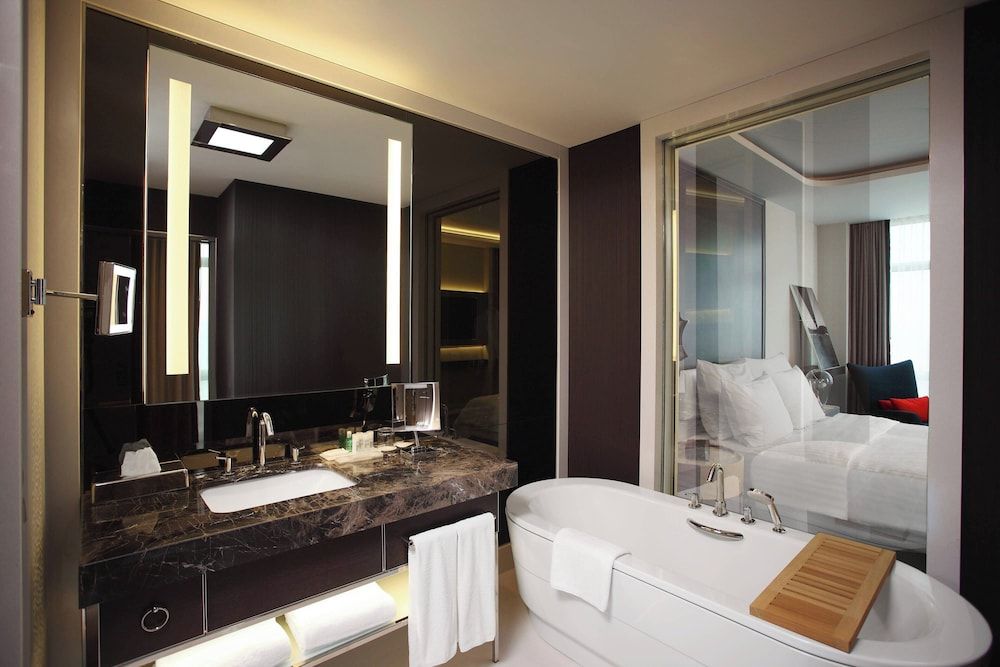 Le Meridien Istanbul Etiler Deluxe Guest room, 2 Twin, City view 8