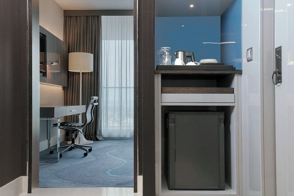 Le Meridien Istanbul Etiler Deluxe Guest room, 2 Twin, City view 6