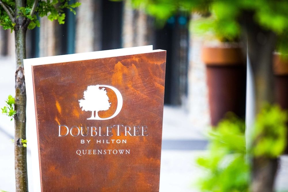 undefined DoubleTree by Hilton Queenstown 8