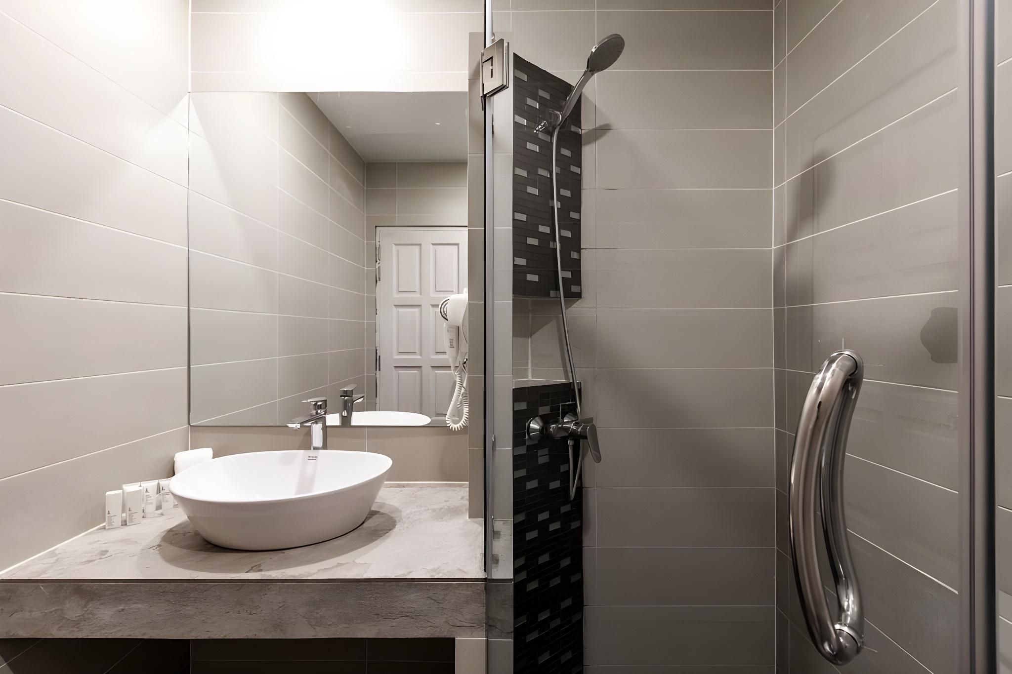 undefined Amata Patong 5