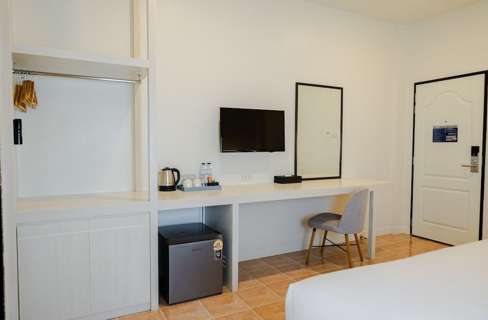 Amata Patong Standard Room 7