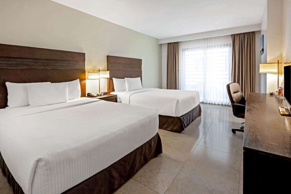 undefined Wyndham Garden Cancun Downtown 2