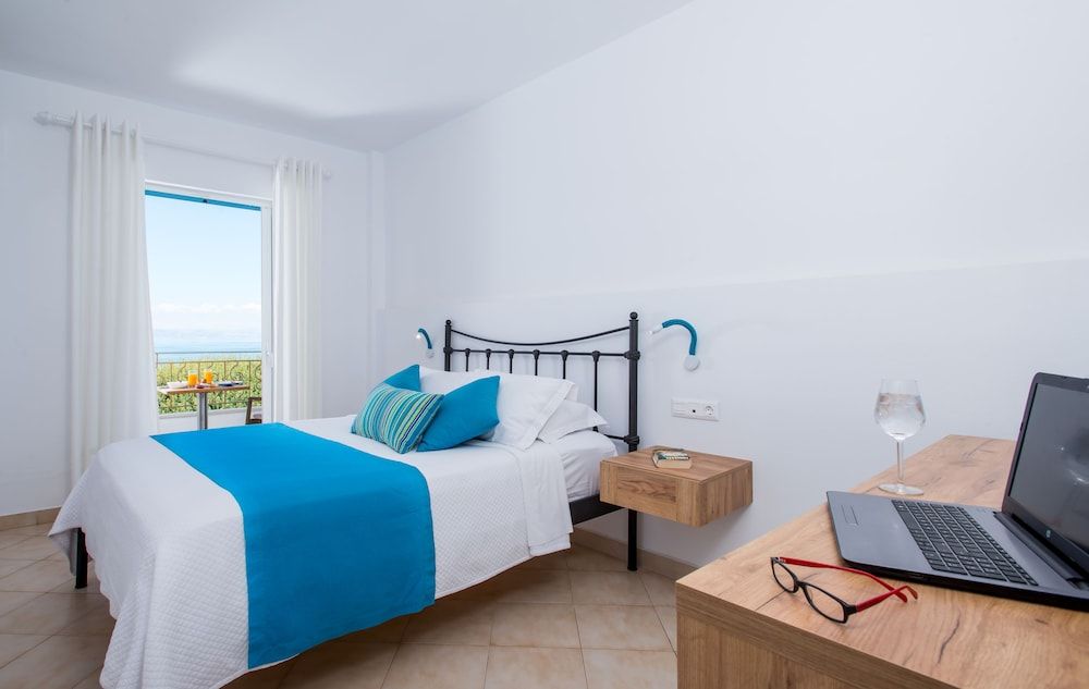 Classic Double Room, Sea View