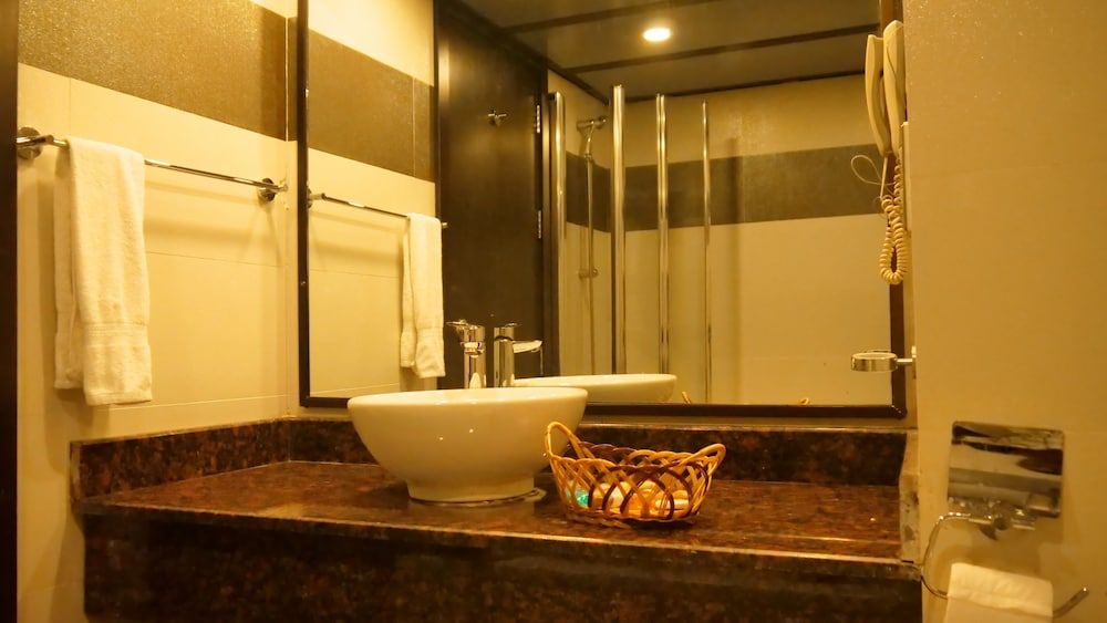 Presidential Hotel Exclusive Suite 3