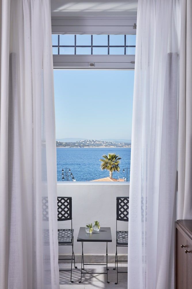Poseidonion Grand Hotel Deluxe Room, Sea View 4