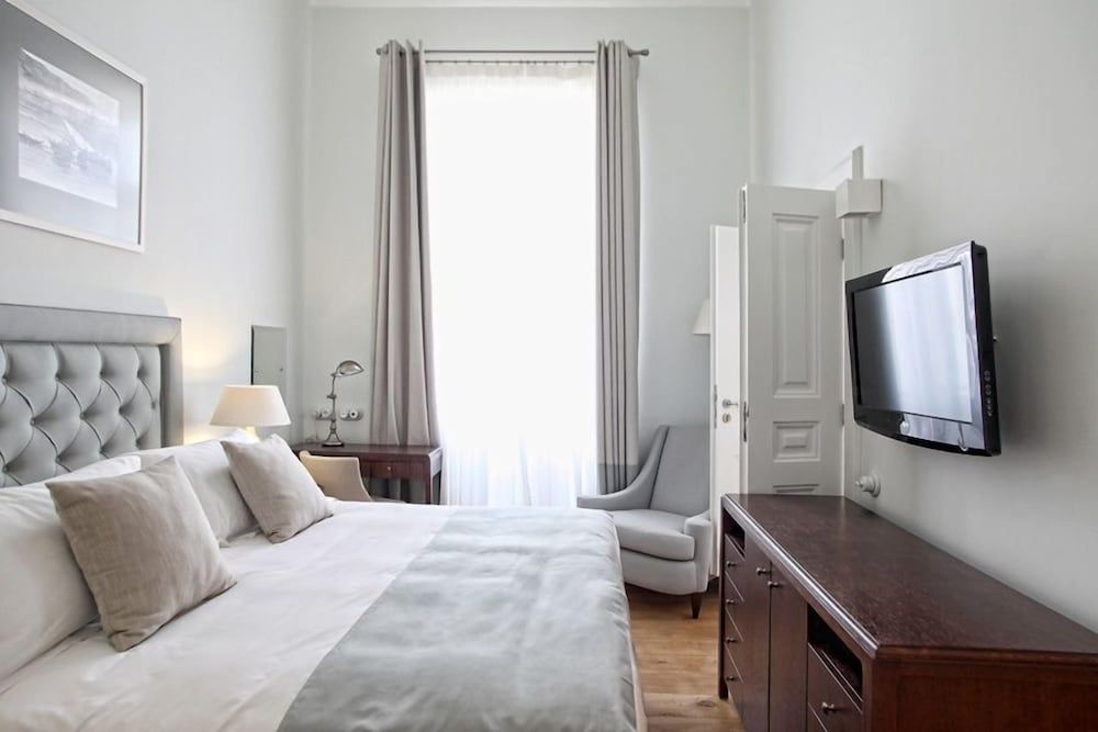 Poseidonion Grand Hotel Deluxe Room, Sea View 7