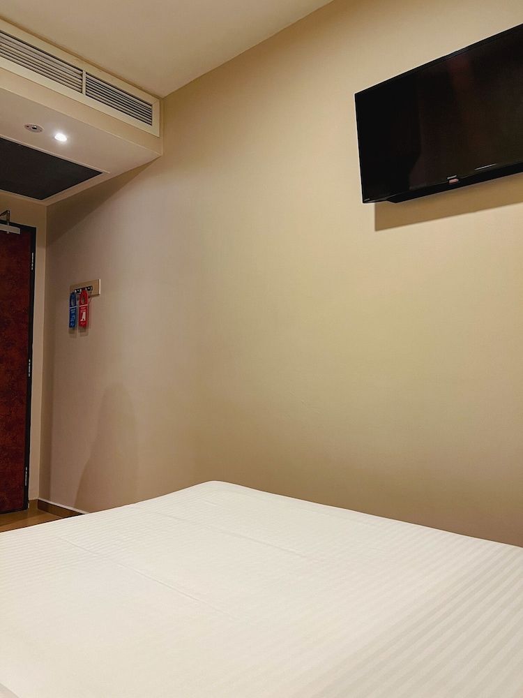 Fragrance Hotel - Ocean View Standard Double or Twin Room, No Windows 19