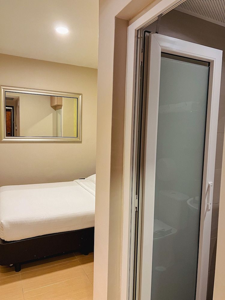 Fragrance Hotel - Ocean View Standard Double or Twin Room, No Windows 19