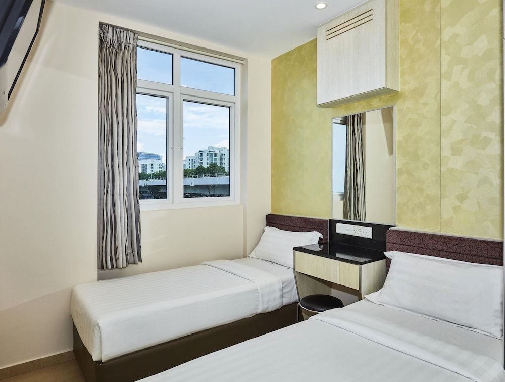 undefined ibis budget Singapore Mount Faber 10