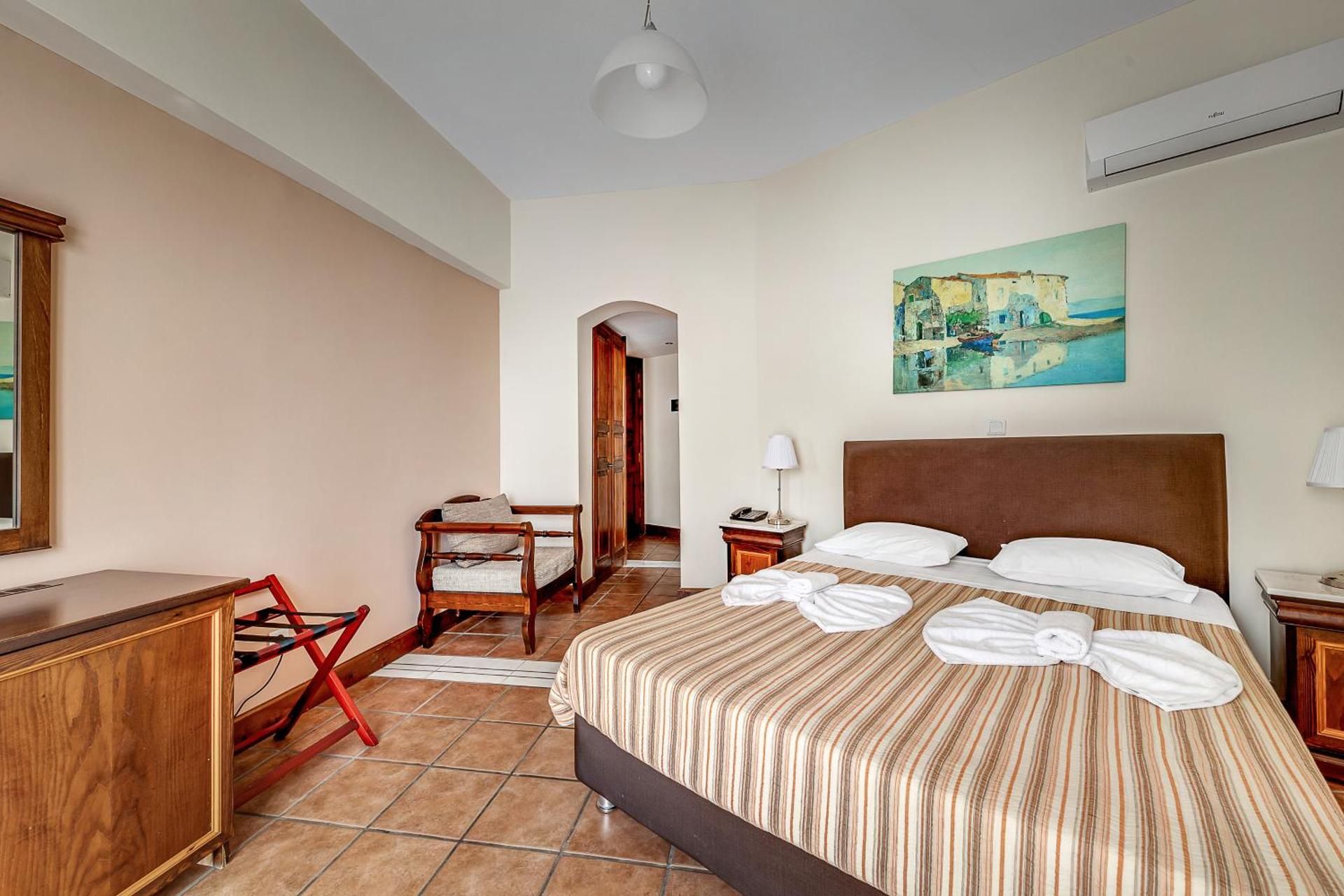 Superior Double Room Sea View with Hot Tub