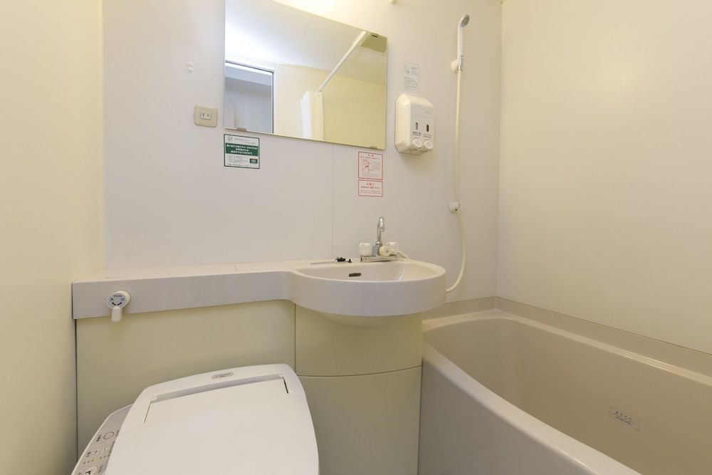 Washington R&B Hotel Nagoya Sakae Higashi Semi Double Room, Non Smoking 4