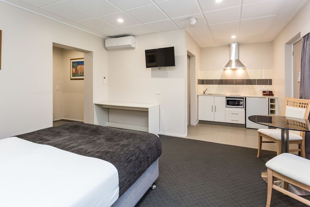 Studio Apartment (Accessible Unit)