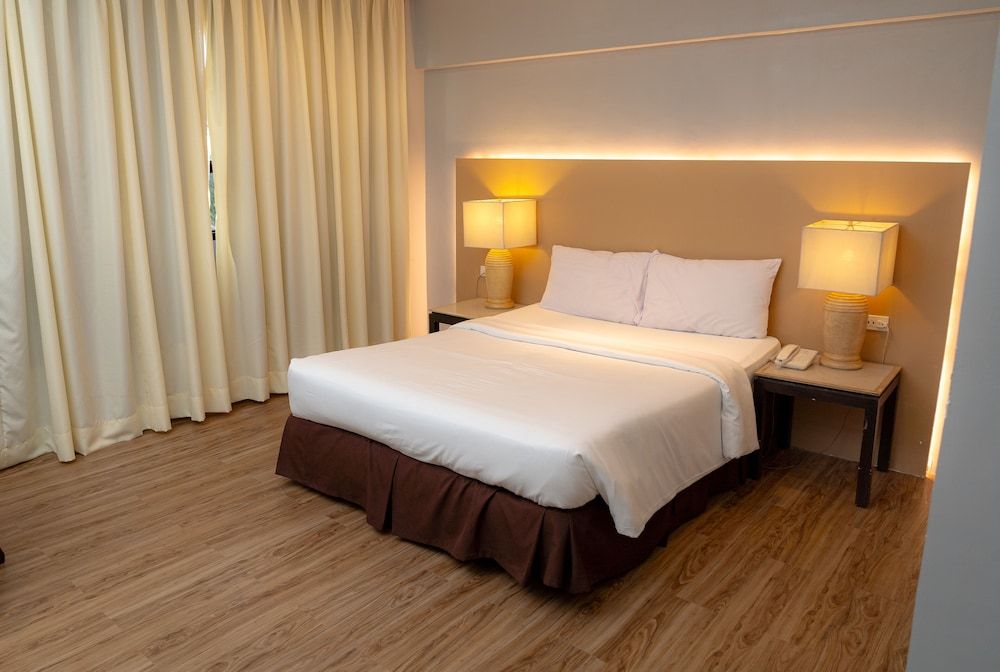 undefined Cebu Grand Hotel Vibo Place Capitol 2